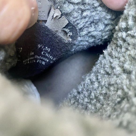 CLARKS Sherpa Lined Winter Fold Over US Women’s Gray Leather Ankle Boots Sz 9.5 - Picture 5 of 7